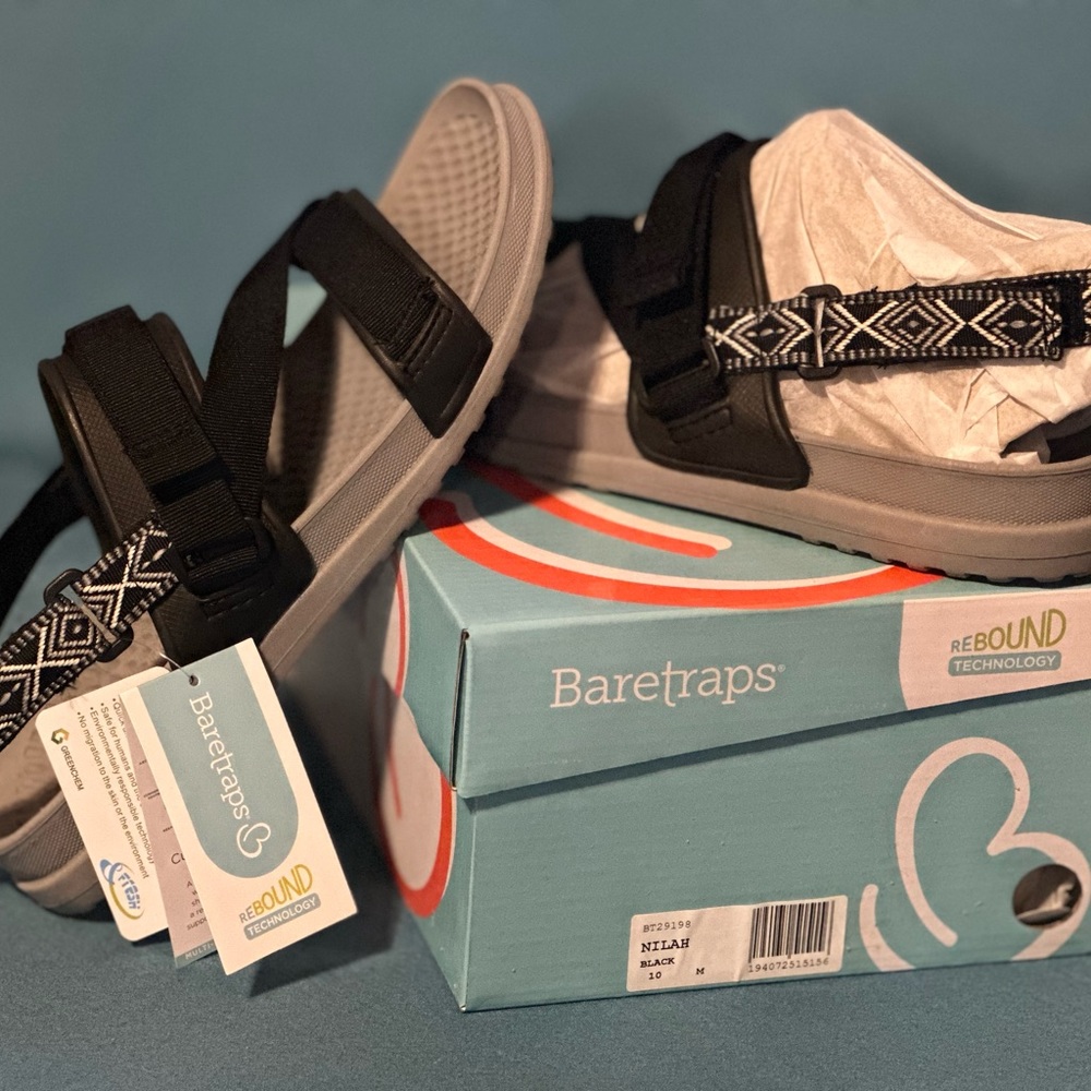 BARETRAPS
Nilah Casual Ankle-Strap Sandals